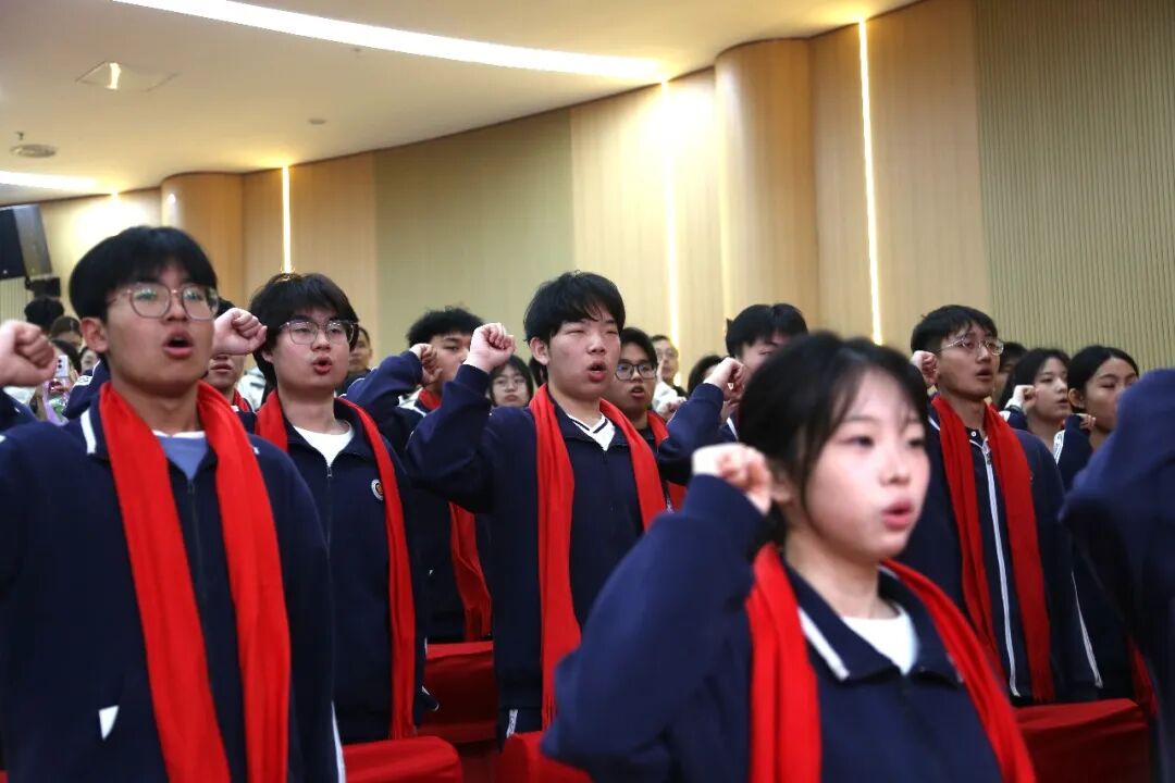 4f4972837488d11eff28f31112c5ce9c 图片